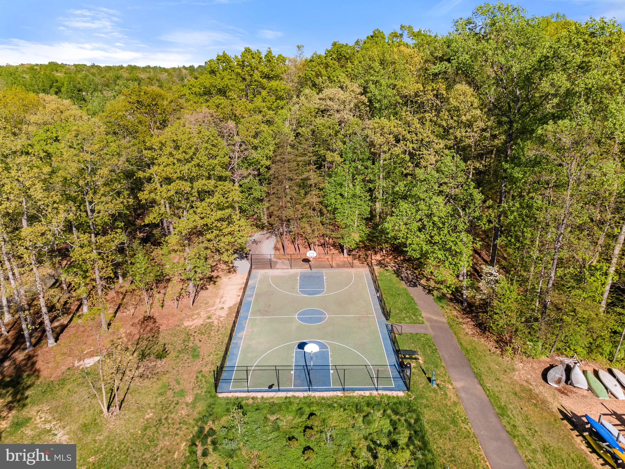 152 Edgemont Circle Locust Grove, VA 22508 - Photo 56 of 60 a picture of a yard
