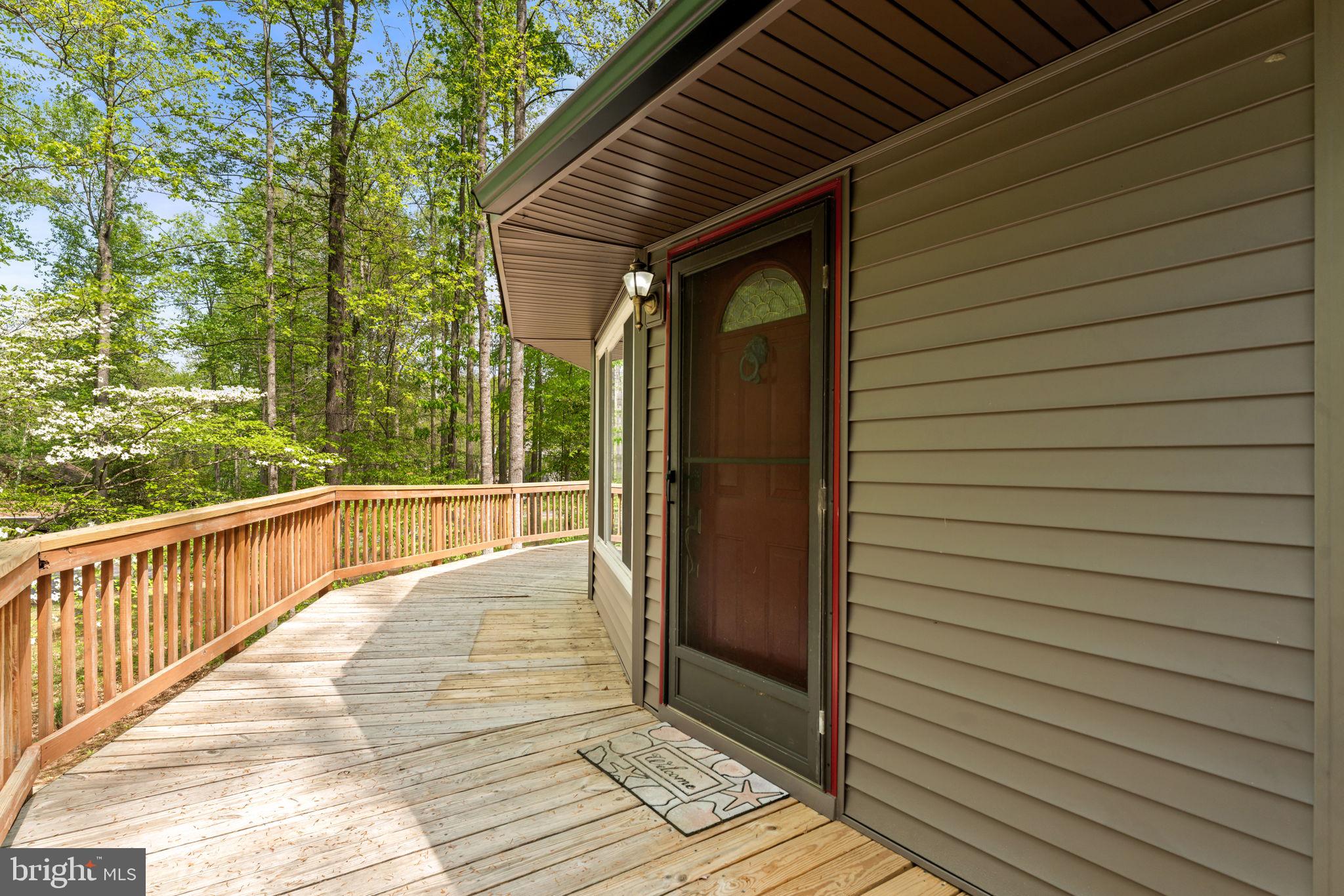 152 Edgemont Circle Locust Grove, VA 22508 - Photo 6 of 60 a view of wooden balcony