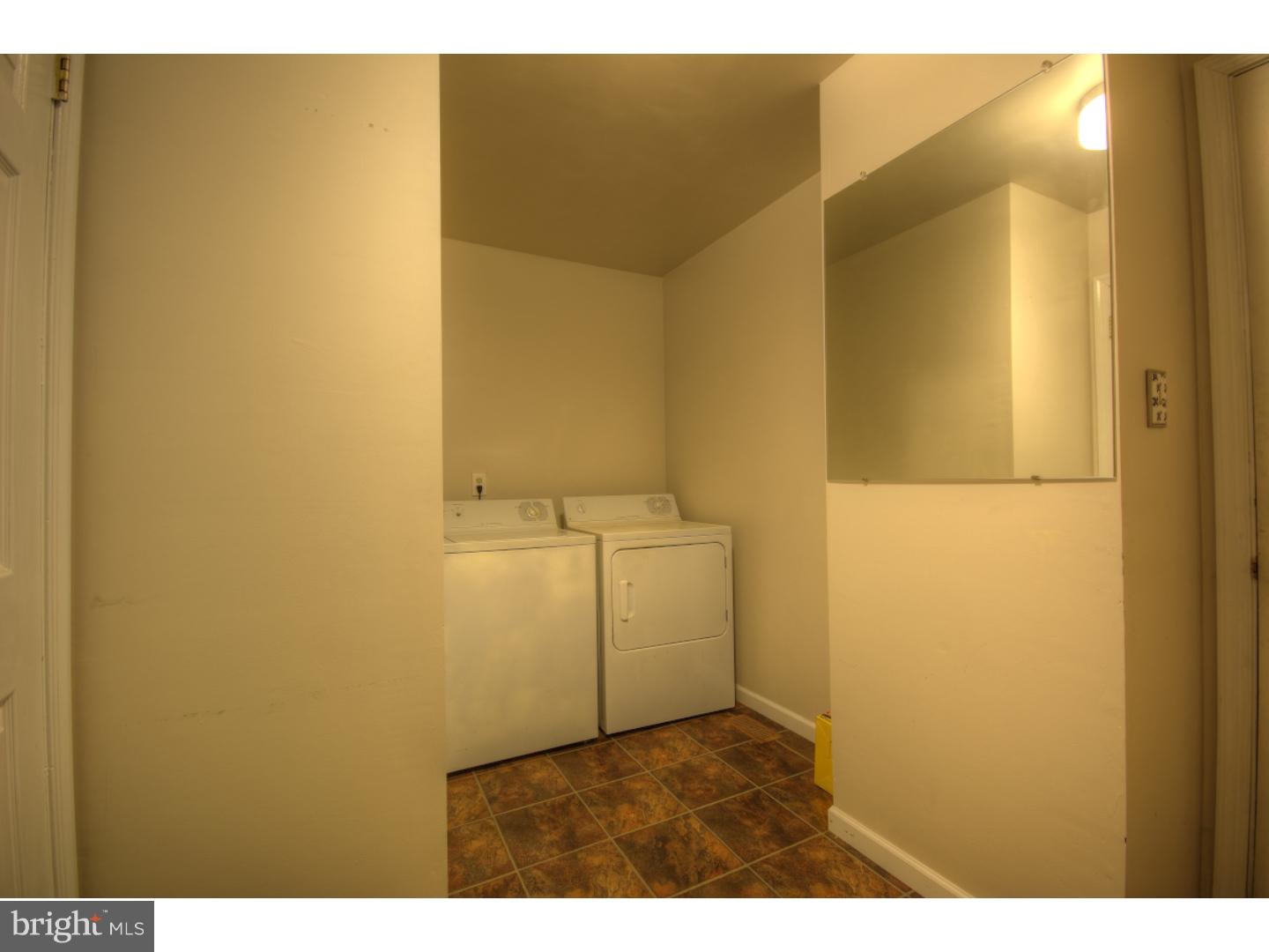 41 Cameron Circle Clementon, NJ 08021 - Photo 16 of 24 Laundry Room