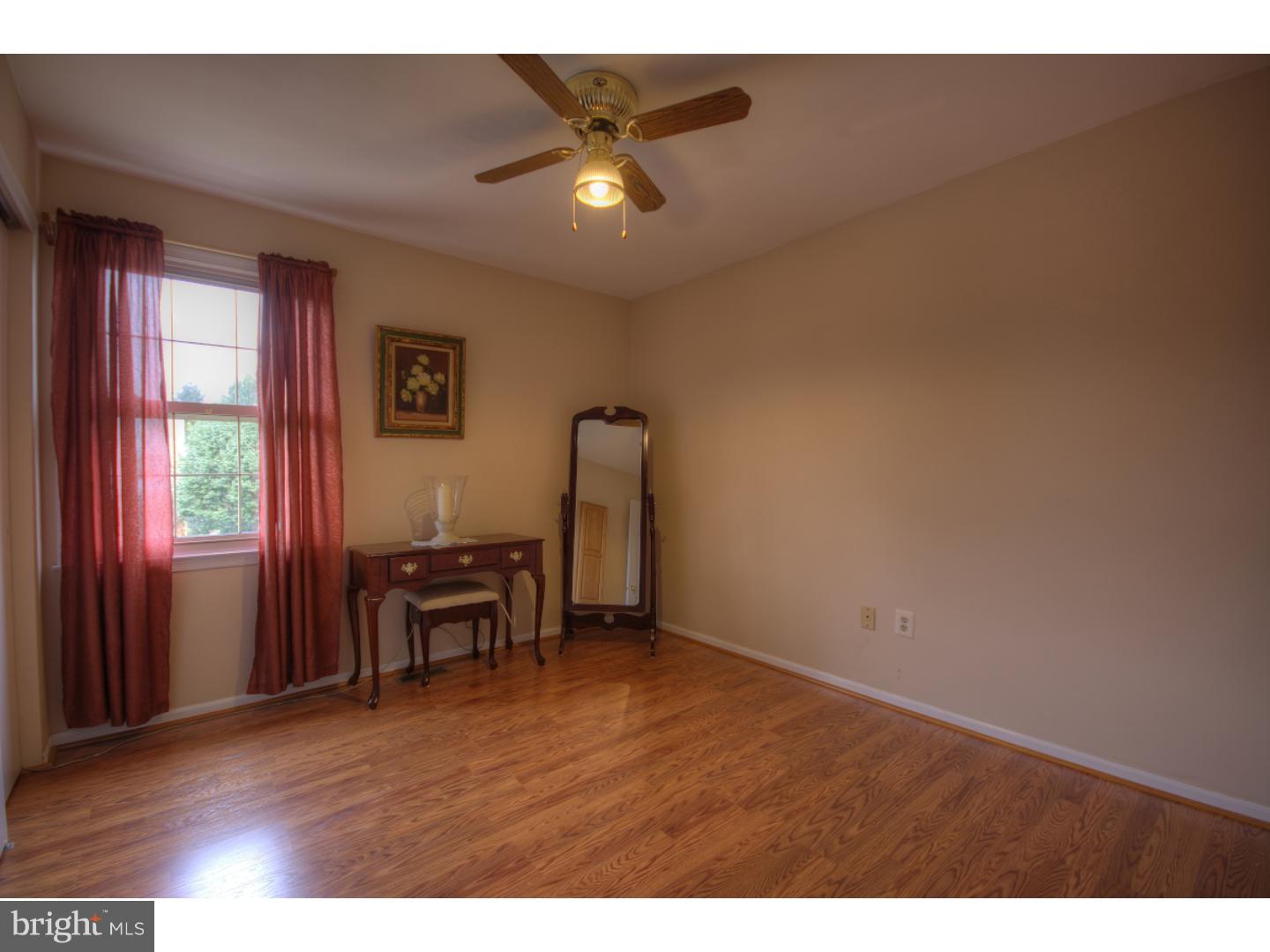 41 Cameron Circle Clementon, NJ 08021 - Photo 21 of 24 Bedroom 3