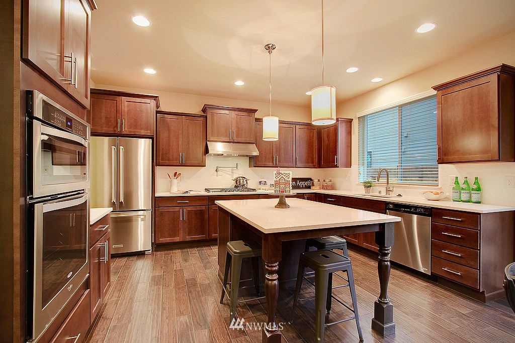 4324 ( 19) 225th Place Southeast Bothell, WA 98021 - Photo 5 of 10