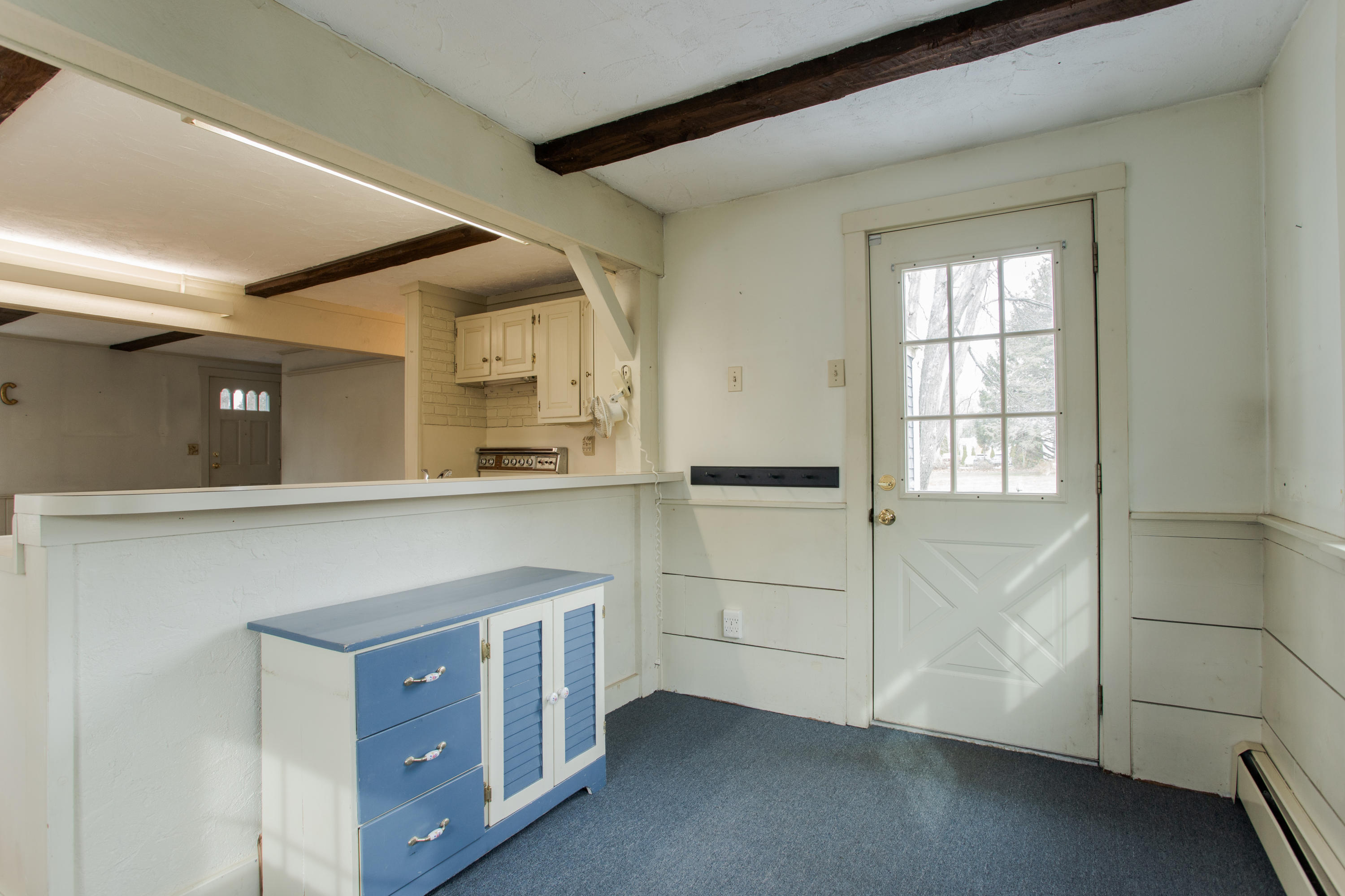 114 Old Post Road Kittery, ME 03904 - Photo 8 of 35 114 Old Post Road