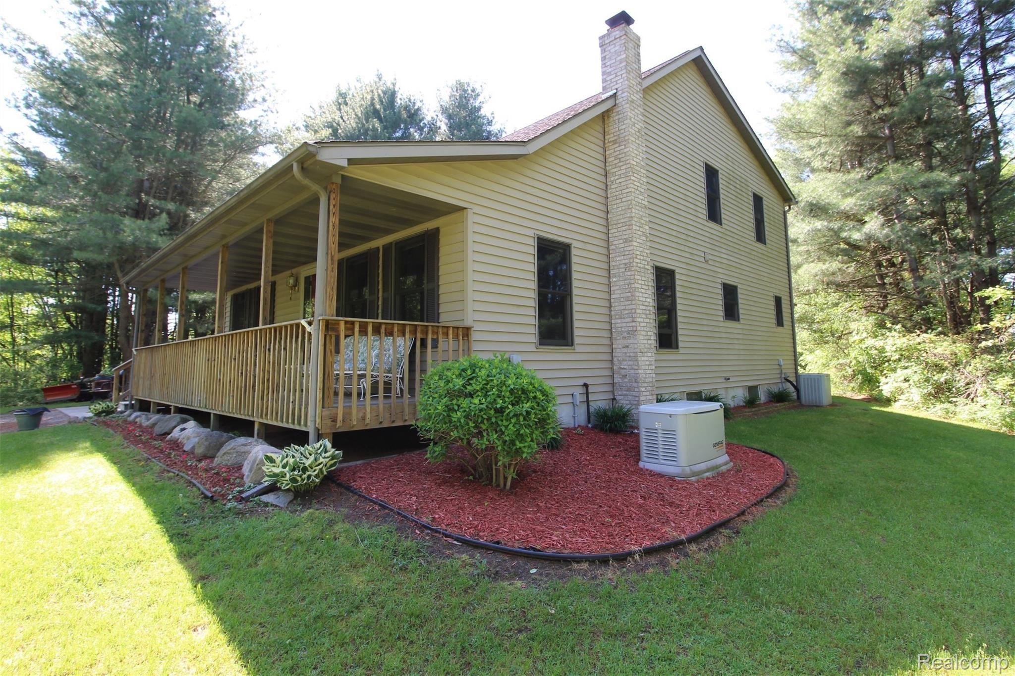 1924 King Road Lapeer, MI 48446 - Photo 3 of 75 IMG_3460.JPG