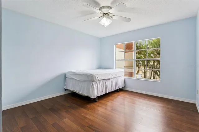 $250,000 | 1950 Summer Club Drive, Unit 214, Oviedo, FL 32765