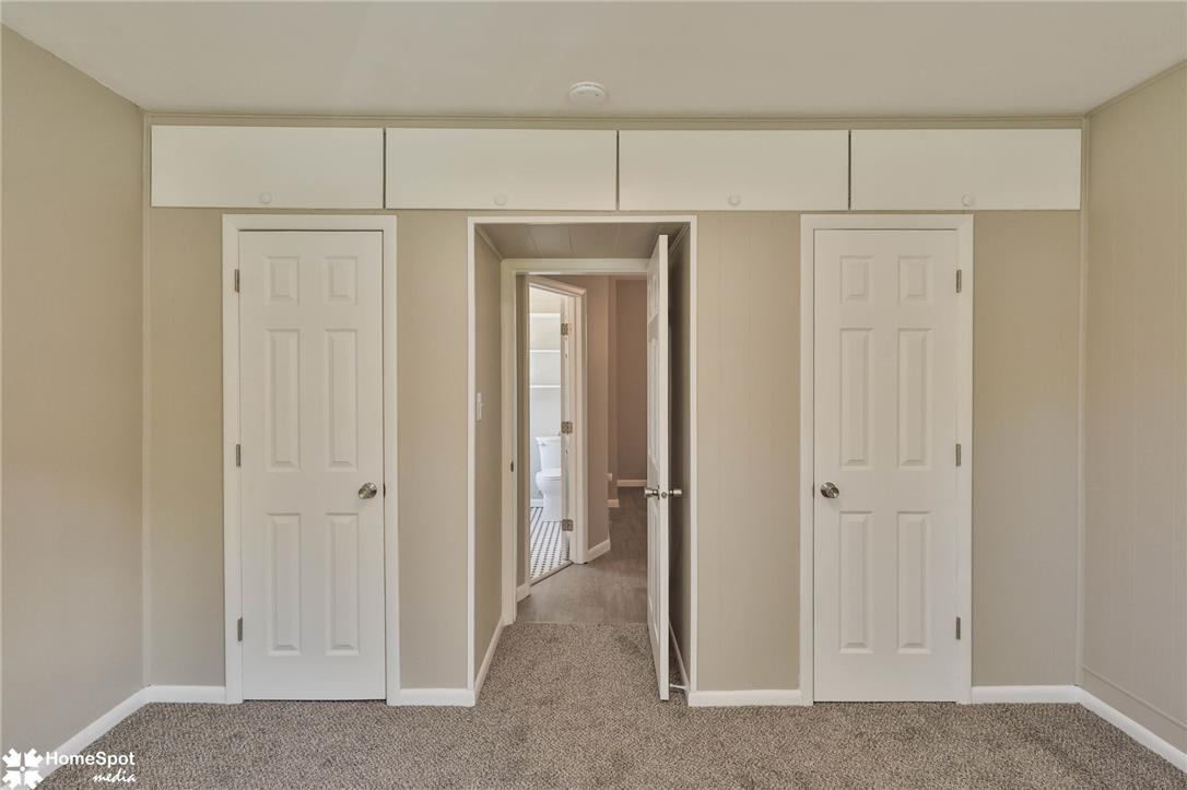 619 Sioux Street Bethlehem, PA 18015 - Photo 28 of 61 an empty room with an entryway door