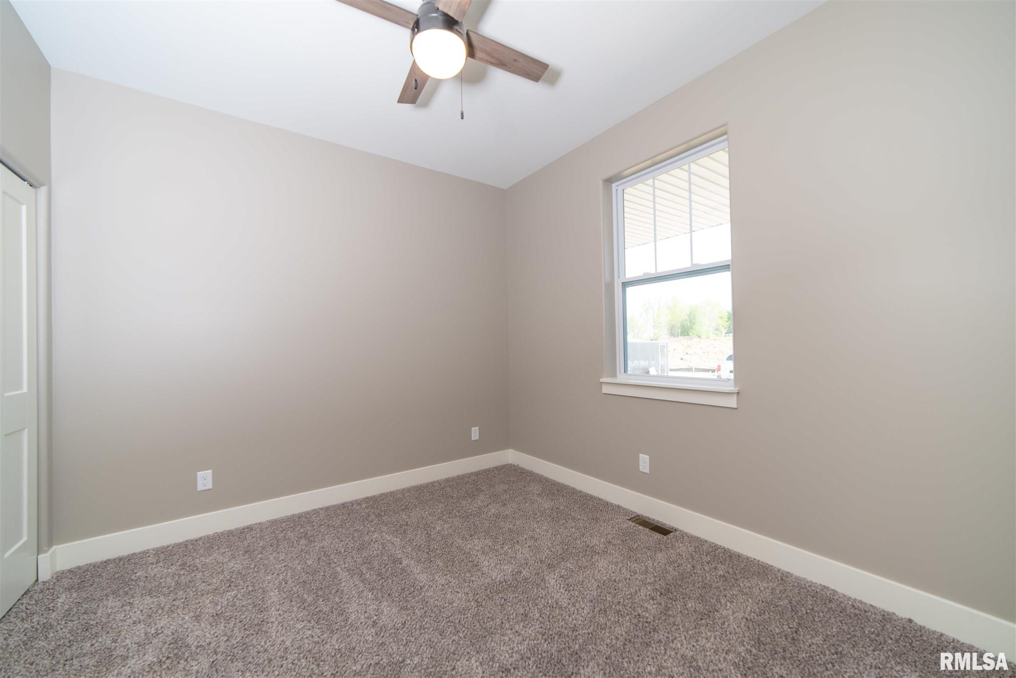 7235 Genesis Way Bettendorf, IA 52722 - Photo 20 of 28