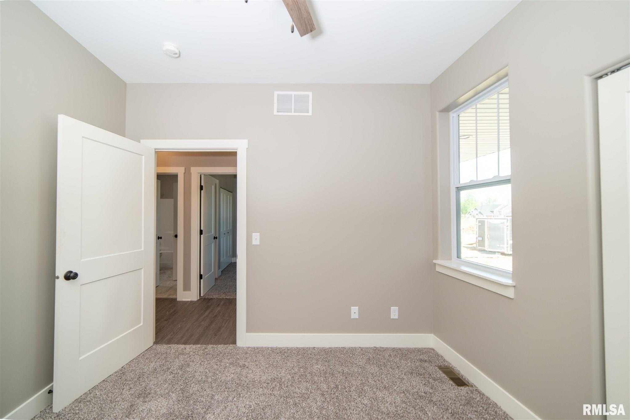 7235 Genesis Way Bettendorf, IA 52722 - Photo 23 of 28