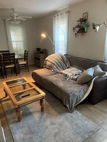 $2,200 | 492 Dogwood Lane, Pompton Plains, NJ 07444