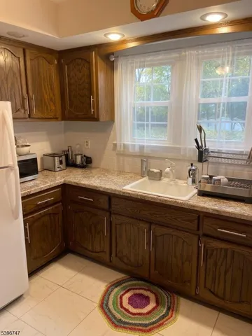 $2,200 | 492 Dogwood Lane, Pompton Plains, NJ 07444