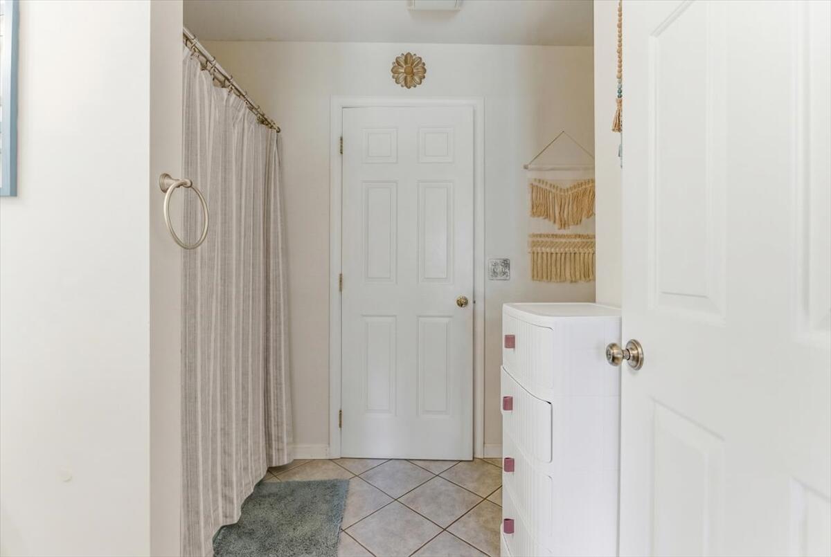 244 Back Street Monmouth, ME 04265 - Photo 17 of 53 34-6_primary_bathroom_b