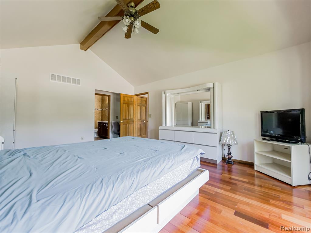 540 Buttercup Court Rochester Hills, MI 48307 - Photo 8 of 20