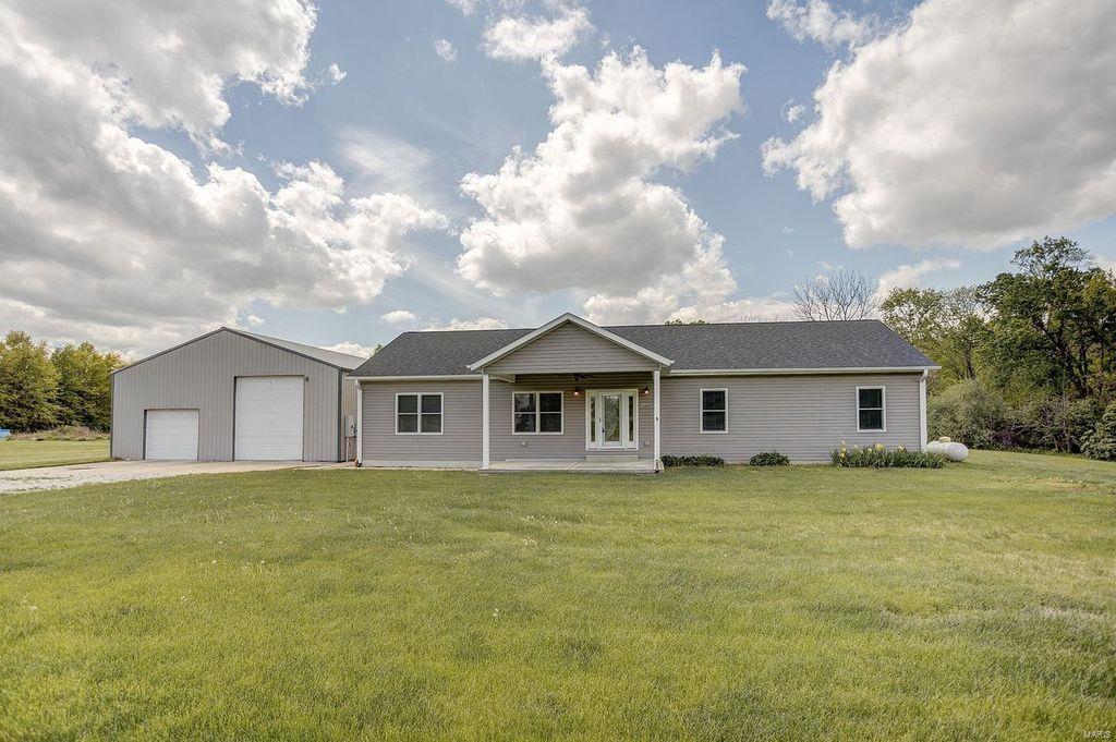 321 Longhi Road Collinsville, IL 62234 - Photo 2 of 46 Gallery Image 2