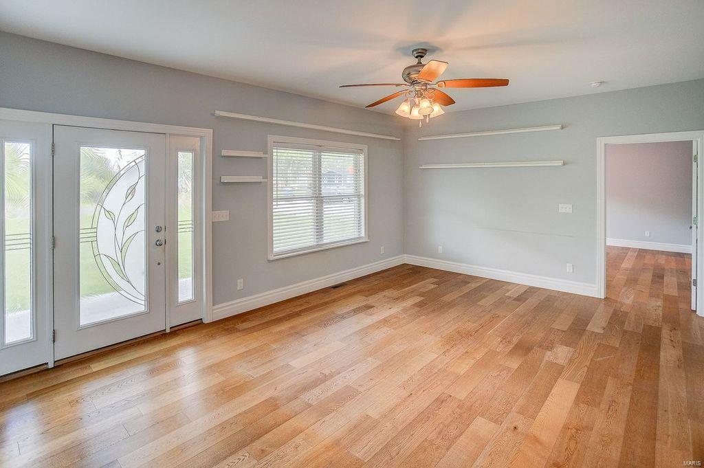 321 Longhi Road Collinsville, IL 62234 - Photo 4 of 46 Gallery Image 4