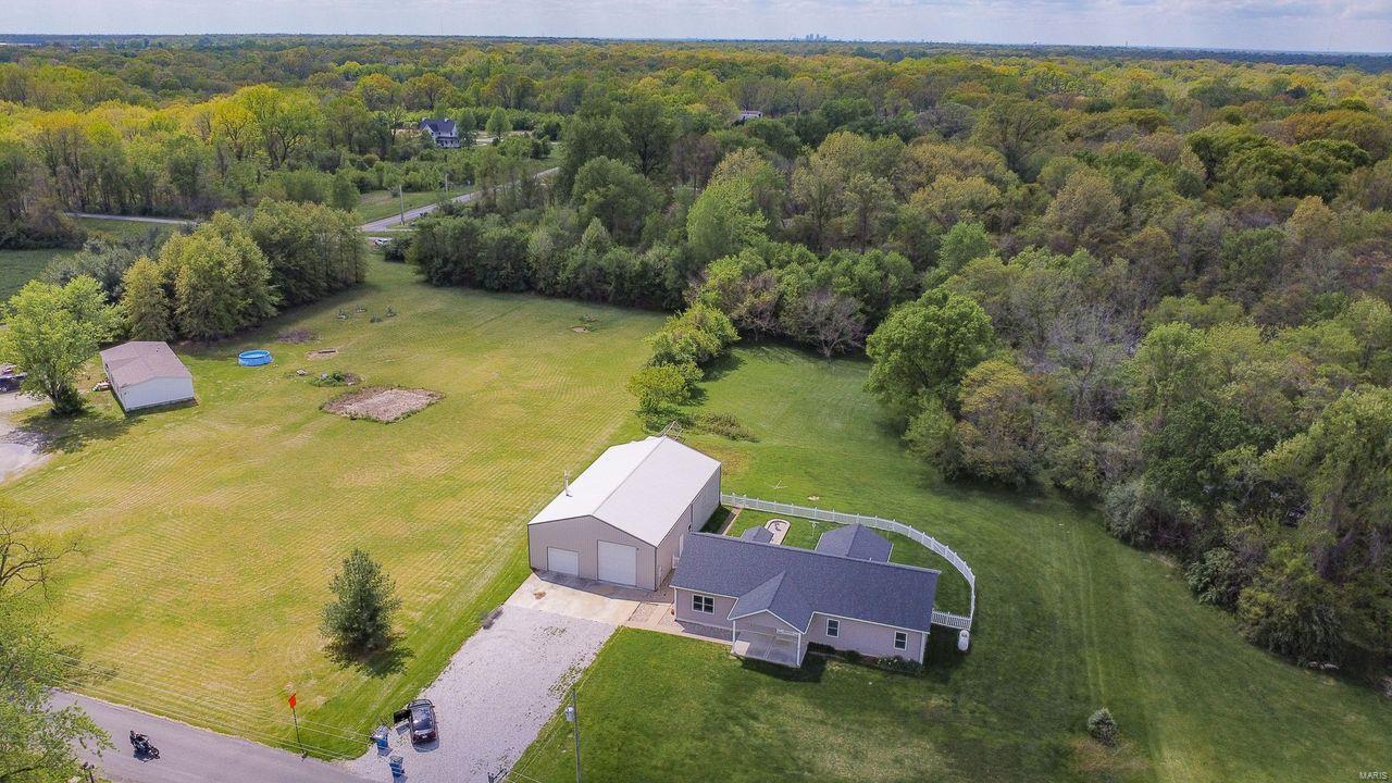 321 Longhi Road Collinsville, IL 62234 - Photo 43 of 46 Gallery Image 43