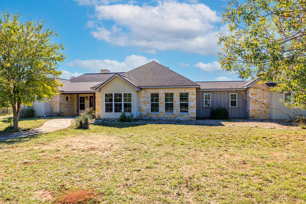 803 Funf Kinder Road Fredericksburg, TX 78624 - Photo 25 of 43 Gallery Image 25