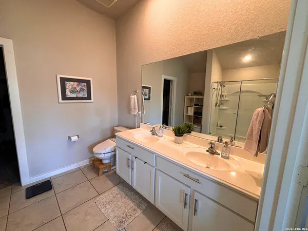 $1,900 | 6930 Emerald Valley, San Antonio, TX 78242