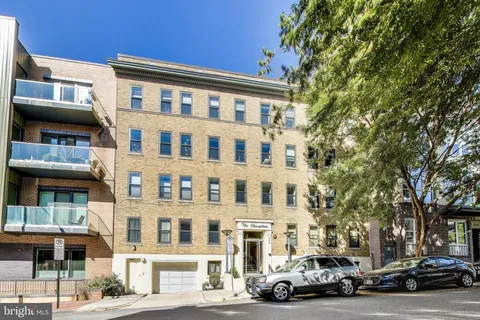 $900,000 | 2370 Champlain Street Northwest, Unit 34, Washington, DC 20009