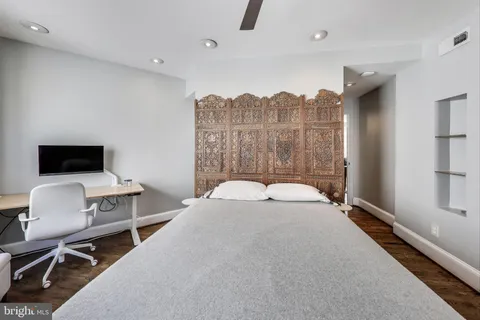 $900,000 | 2370 Champlain Street Northwest, Unit 34, Washington, DC 20009