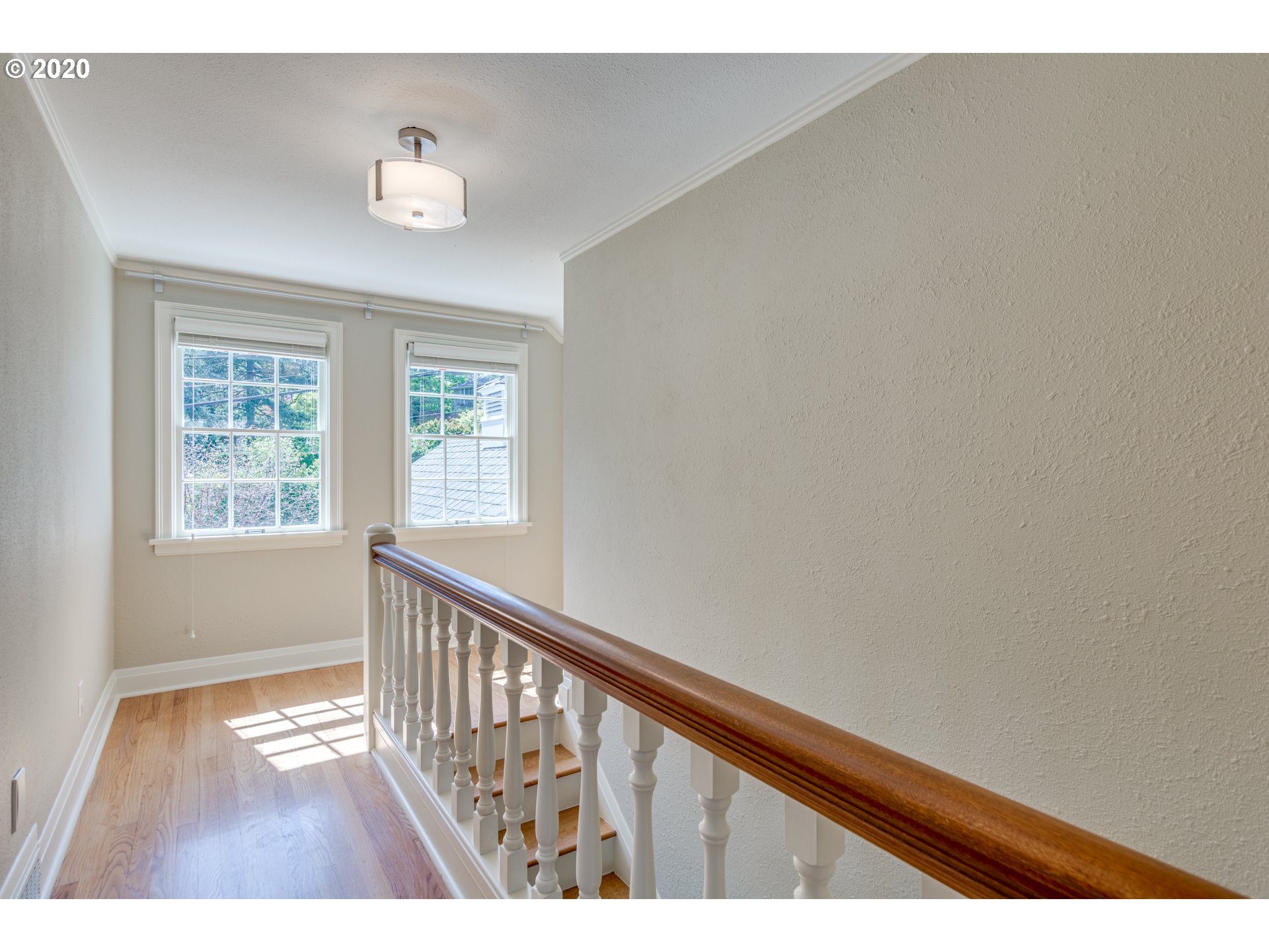 2891 Northwest Cumberland Road Portland, OR 97210 - Photo 16 of 32 Gallery Image 16