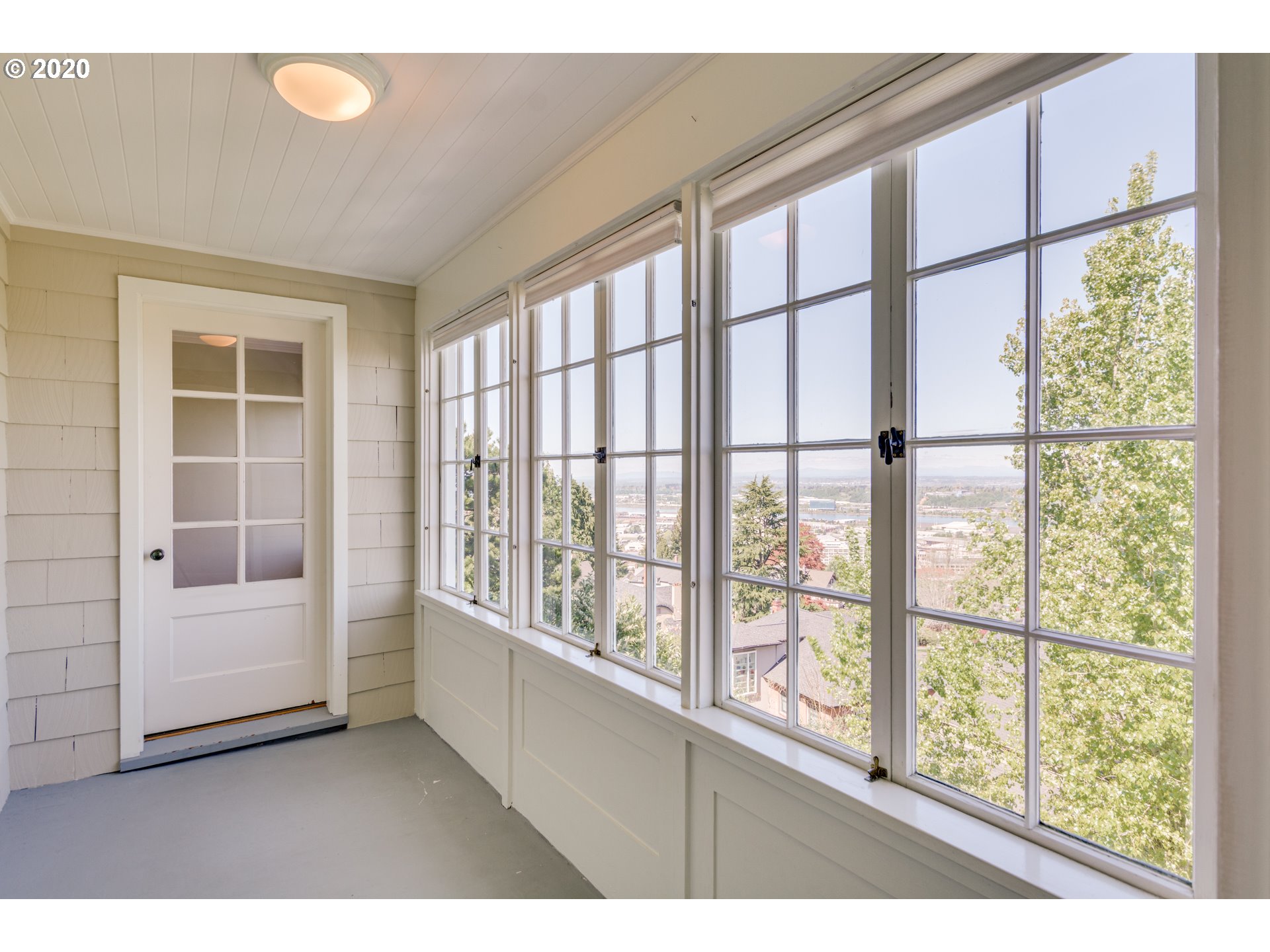 2891 Northwest Cumberland Road Portland, OR 97210 - Photo 20 of 32 Sun Room