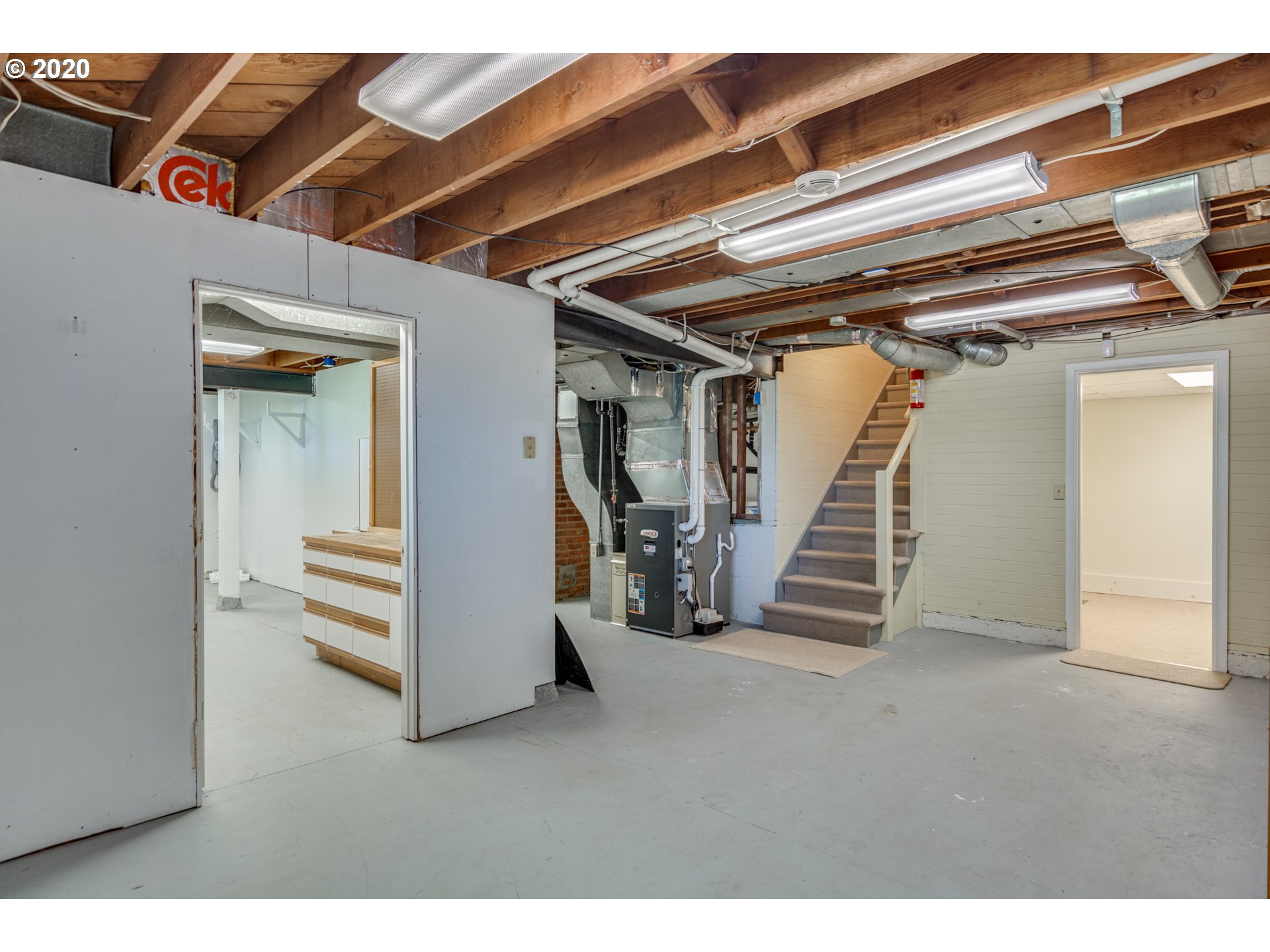 2891 Northwest Cumberland Road Portland, OR 97210 - Photo 26 of 32 Gallery Image 26