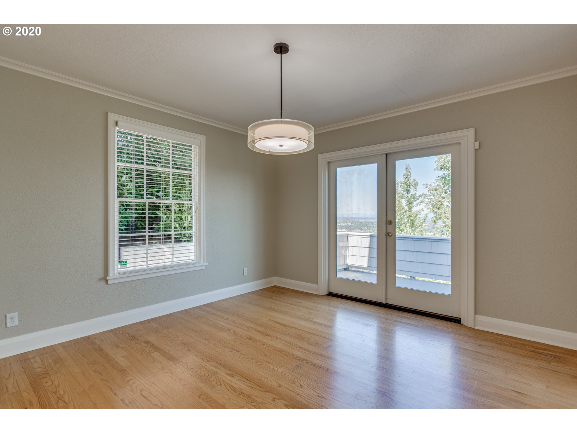 2891 Northwest Cumberland Road Portland, OR 97210 - Photo 9 of 32 Dining Room
