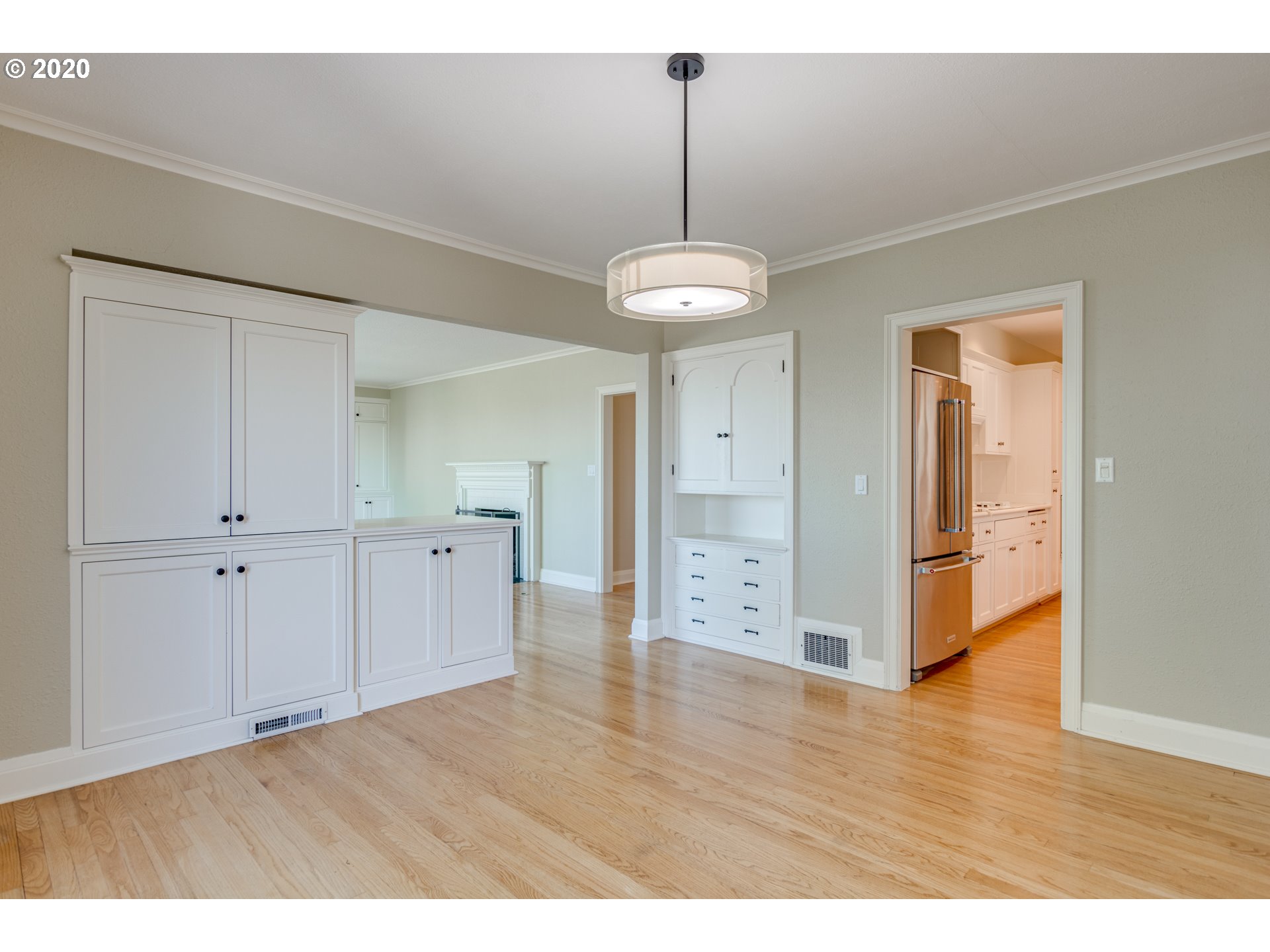 2891 Northwest Cumberland Road Portland, OR 97210 - Photo 10 of 32 Dining Room