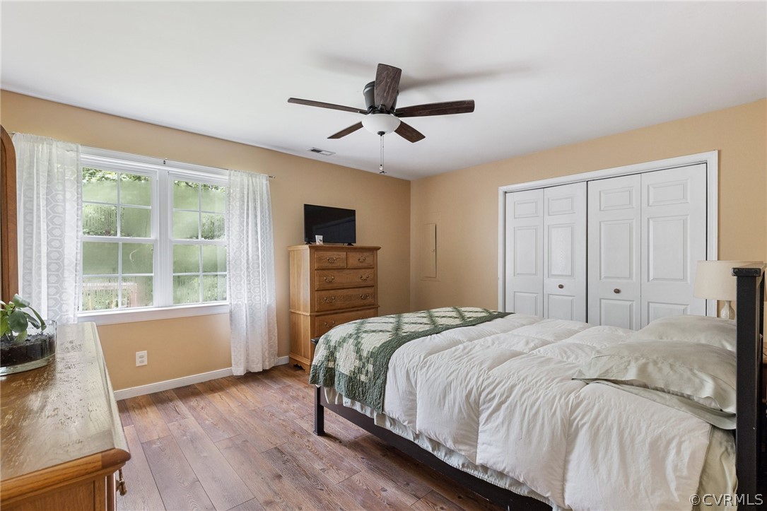 317 South Ridge Road Bumpass, VA 23024 - Photo 22 of 36 a bedroom with a bed and a window