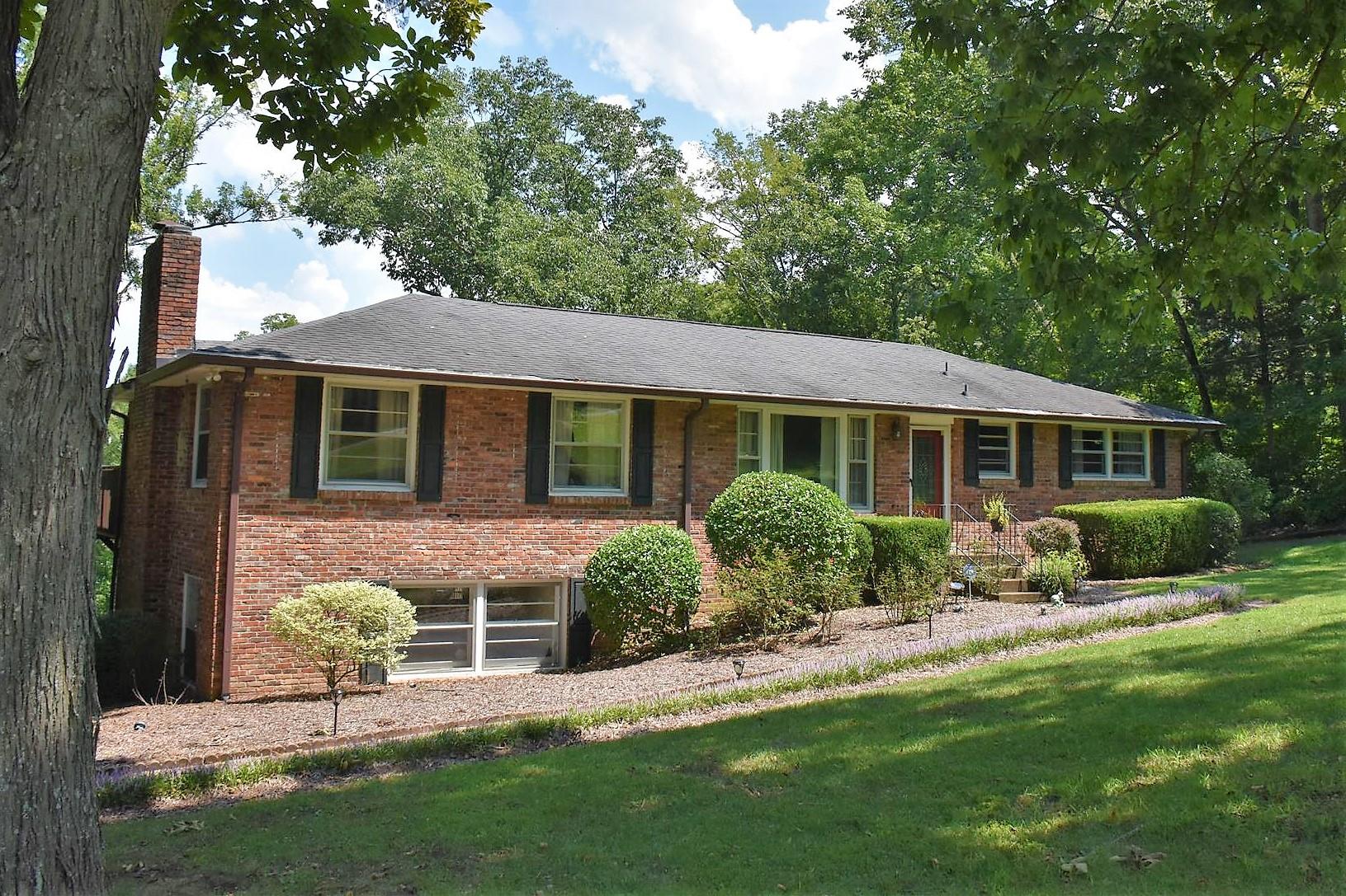 1118 Sparta Road Nashville, TN 37205 - Photo 1 of 26 Welcome Home!