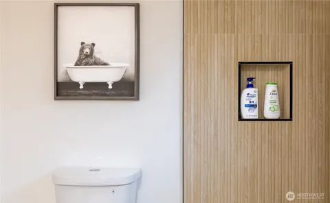 $639,000 | 14321 Interlake Avenue North, Unit A, Seattle, WA 98133