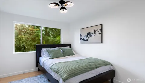 $639,000 | 14321 Interlake Avenue North, Unit A, Seattle, WA 98133