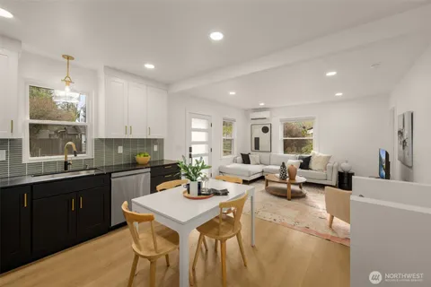 $639,000 | 14321 Interlake Avenue North, Unit A, Seattle, WA 98133