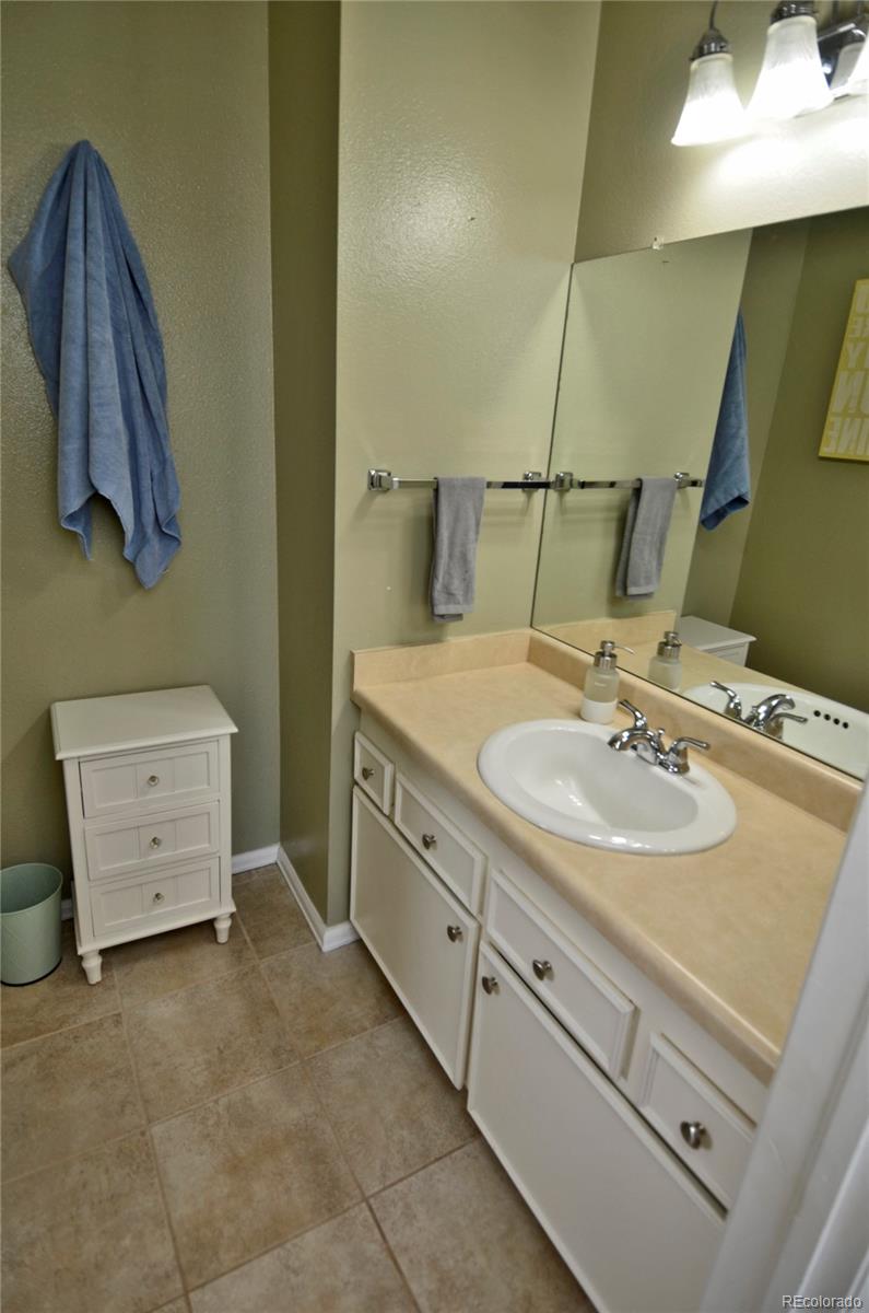 394 Southpark Road Highlands Ranch, CO 80126 - Photo 21 of 36 Gallery Image 21