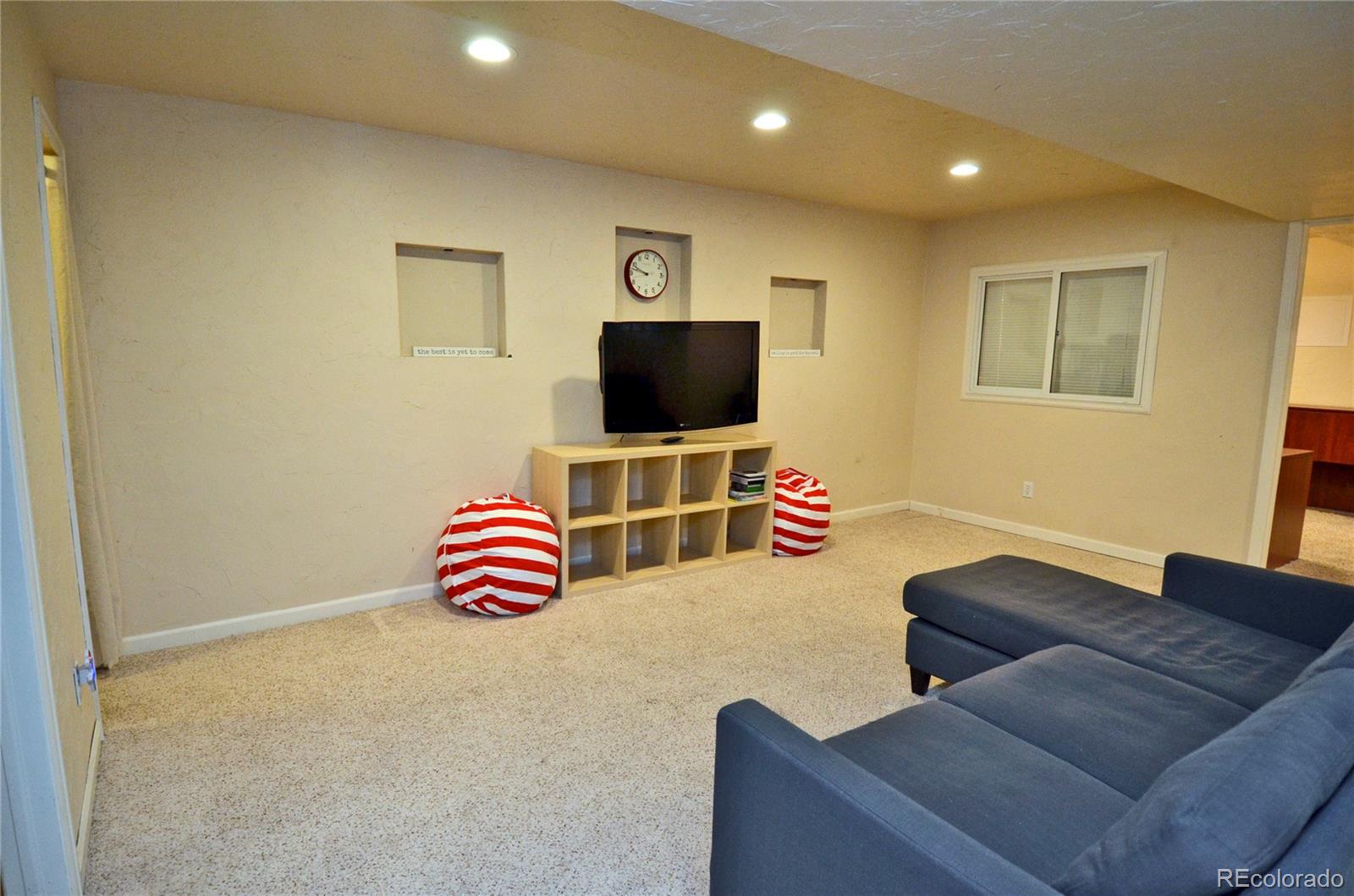 394 Southpark Road Highlands Ranch, CO 80126 - Photo 23 of 36 Gallery Image 23