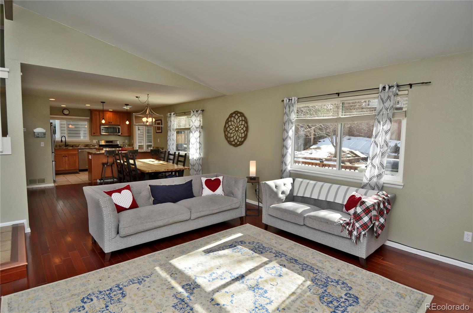 394 Southpark Road Highlands Ranch, CO 80126 - Photo 4 of 36 Gallery Image 4