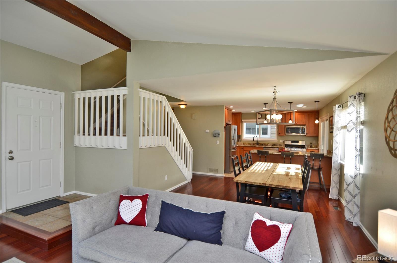 394 Southpark Road Highlands Ranch, CO 80126 - Photo 5 of 36 Gallery Image 5