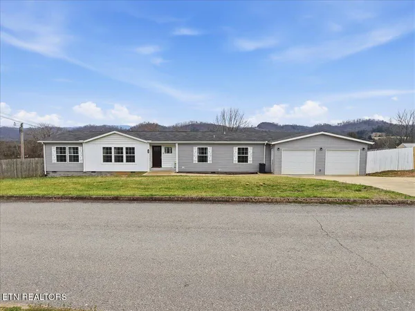 $314,900 | 158 Elaine Drive, Tazewell, TN 37879