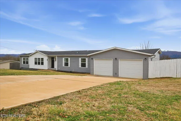 $339,000 | 158 Elaine Drive, Tazewell, TN 37879