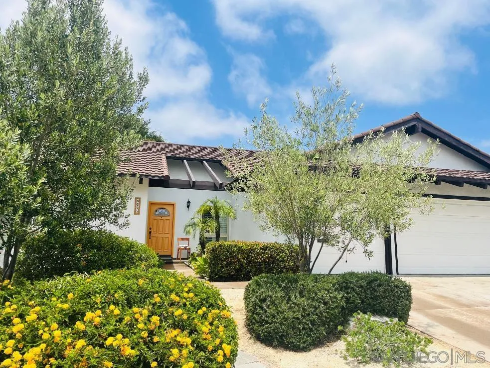 8045 Forrestal Road San Diego, CA 92120 - Photo 1 of 19 Gallery Image 1