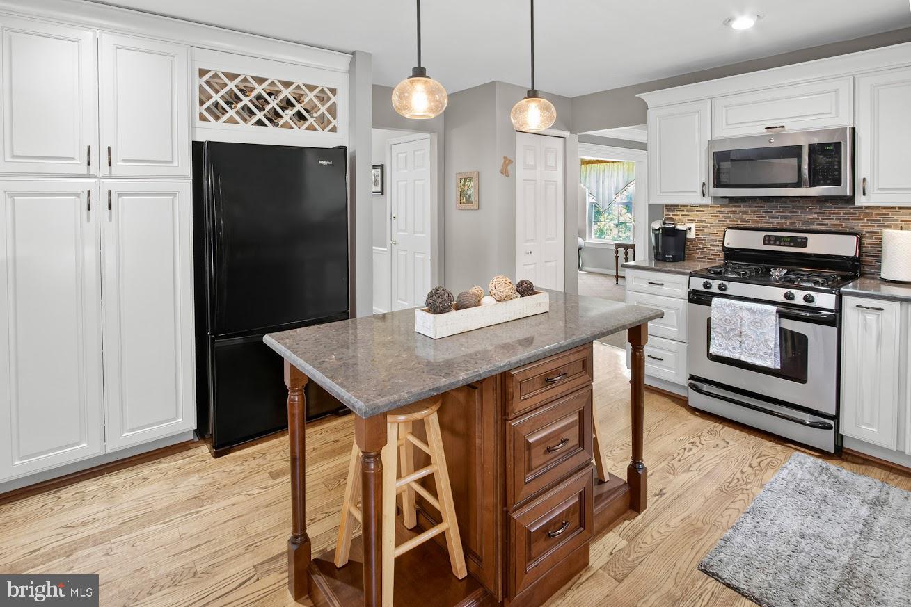 7 Cavesson Trail Sewell, NJ 08080 - Photo 26 of 65