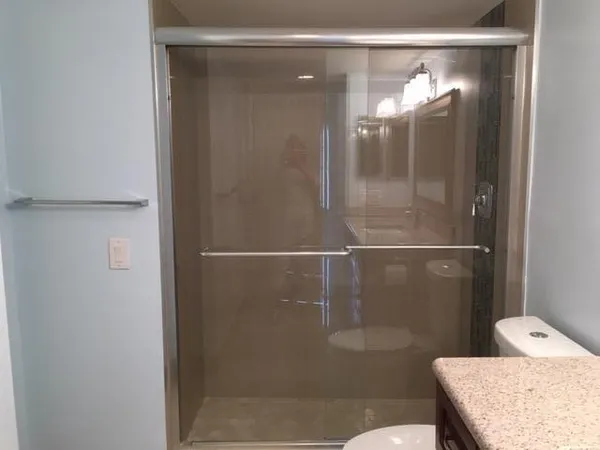 $1,800 | 4154 Inverrary Drive, Unit 407, Lauderhill, FL 33319