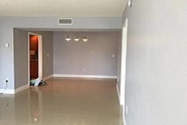 $1,800 | 4154 Inverrary Drive, Unit 407, Lauderhill, FL 33319