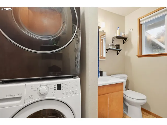 $399,000 | 614 5th Avenue, Dallesport, WA 98617