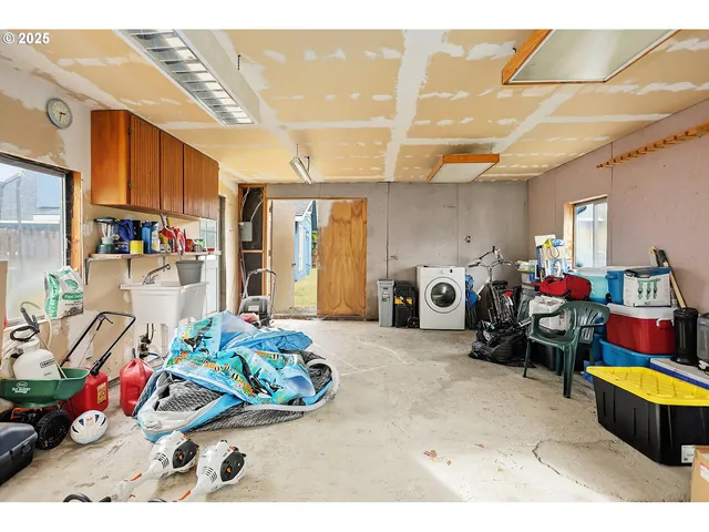 $399,000 | 614 5th Avenue, Dallesport, WA 98617