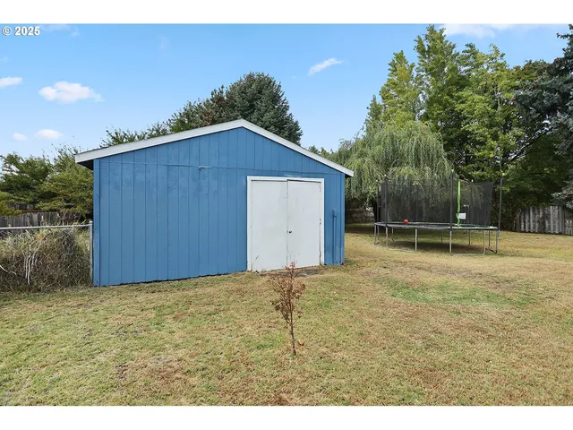 $399,000 | 614 5th Avenue, Dallesport, WA 98617