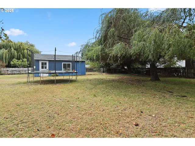 $399,000 | 614 5th Avenue, Dallesport, WA 98617