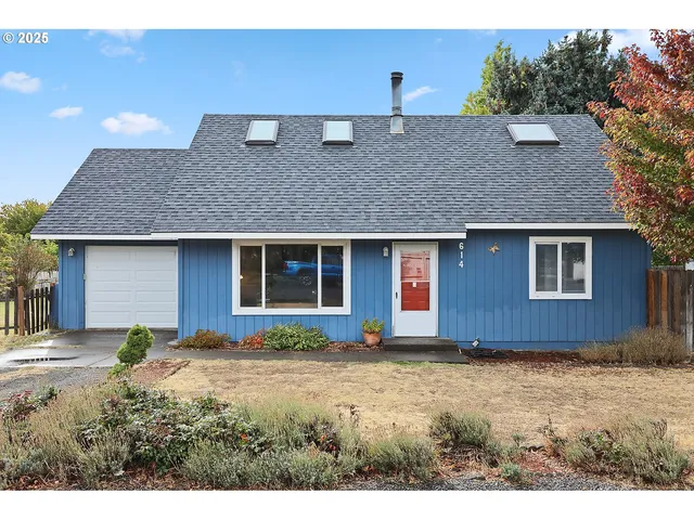 $399,000 | 614 5th Avenue, Dallesport, WA 98617