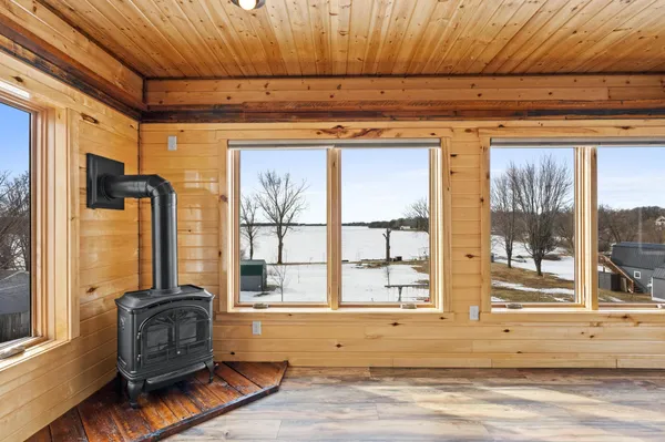 $799,900 | 15886 Svend Lane Northwest, Evansville, MN 56326