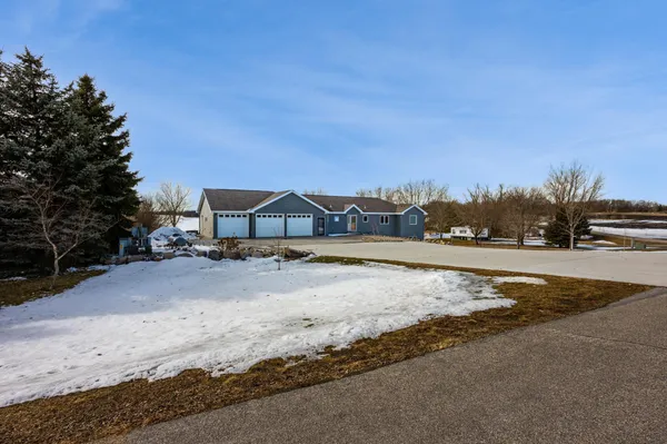 $799,900 | 15886 Svend Lane Northwest, Evansville, MN 56326