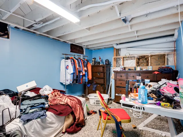 $205,000 | 1020 Black Road, Joliet, IL 60435